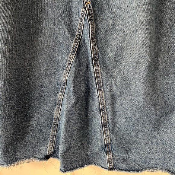 NWOT Old Navy mid Wash Denim Skirt size 14 - Picture 4 of 6
